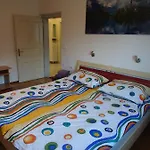 Apartma Dana-brinjtesa
