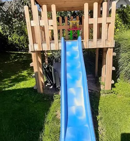 Apartma Dana-brinjtesa יסניצה